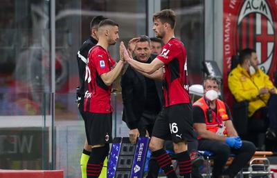 Cine este omul de afaceri din Oman care vrea să cumpere AC Milan? Fost pilot militar, cu master la Harvard și scriitor