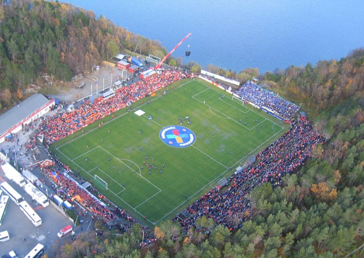 Arena sportivă intrată în istorie! Imagini uimitoare de la malul mării