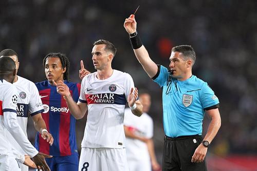 Istvan Kovacs l-a eliminat pe Ronald Araujo // foto: Guliver/gettyimages