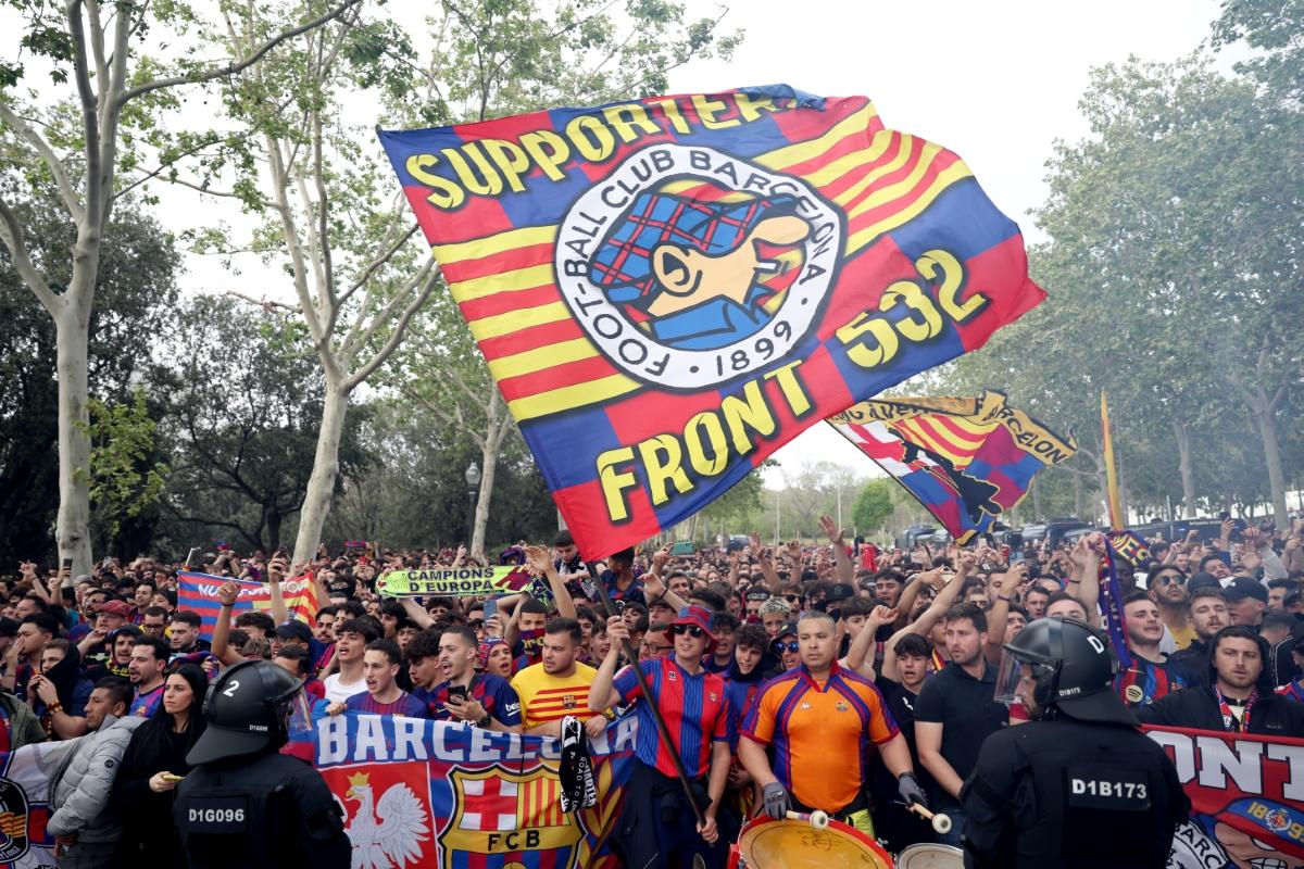 Xavi s-a dus GLONȚ la Istvan Kovacs imediat după Barcelona - PSG și l-a desființat: „Un dezastru, nu putem să tăcem”