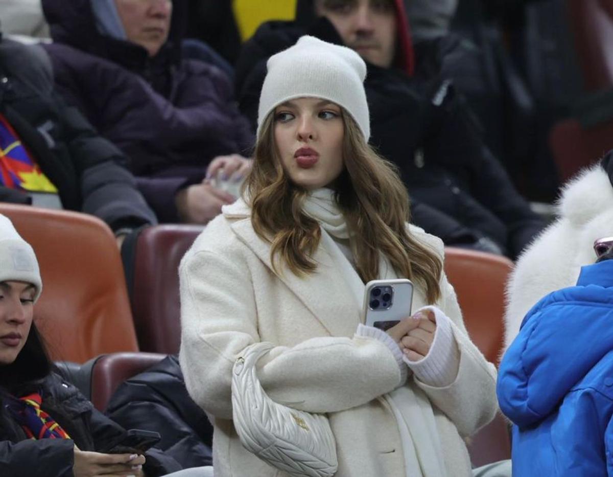 Bîrligea și iubita Antonia au mers la Real Madrid - Arsenal » Nu și-au ascuns simpatiile: ce tricouri au purtat