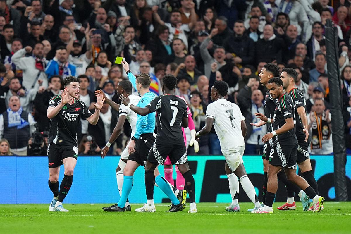 Decizie controversată în Real Madrid - Arsenal: a fost sau nu penalty la duelul Mbappe - Rice?