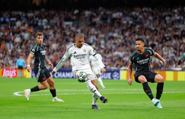 Azi, la GSP Live: 3 vești tari de la Dinamo + Am ales Dream Team-ul Champions League