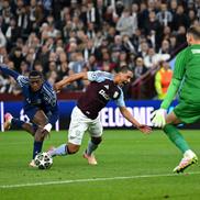 Gianluigi Donnarumma a fost uriaș și la figurat pe Villa Park, salvând-o pe PSG de la o remontada dramatică / Foto: Getty Images
