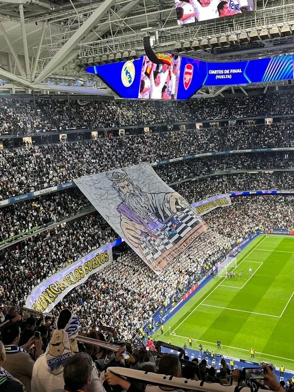 Scenografia din Real Madrid - Arsenal