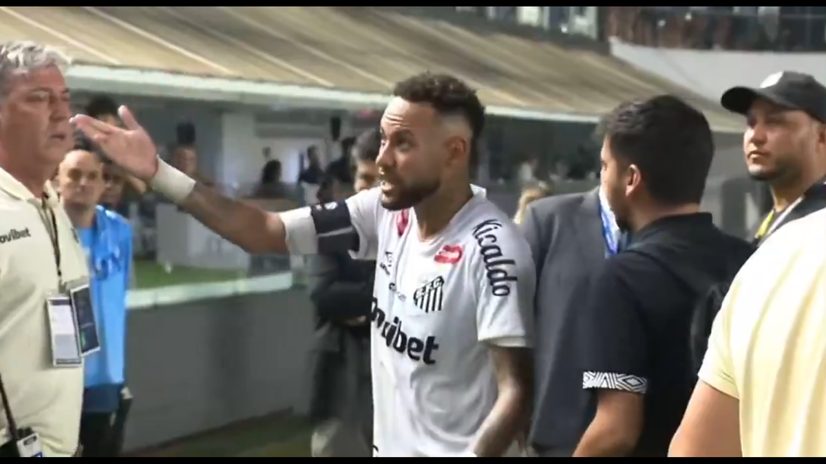 Neymar și-a ieșit din minți și a jignit un fan: „Ești un gras nenorocit!”