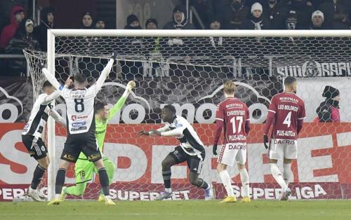 Mendy a marcat deja 3 goluri Rapidului, în Giulești
Foto Cristi Preda (GSP)