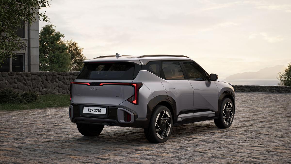 Lovitură pe piața auto » Rivalul Dacia ajunge în premieră în Europa! E al doilea cel mai vândut model la nivel global