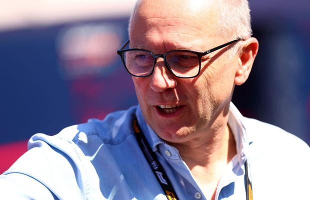 Șeful Formulei 1 îl ia tare pe Max Verstappen: „Respectați un sport care vă face bogați”