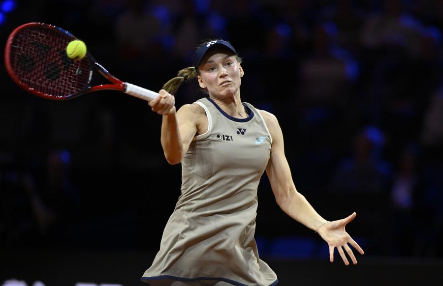 Elena Rybakina în acțiune la Stuttgart în 2026 FOTO Imago Images Elena Rybakina, mai aproape cu un pas de un al doilea Porsche