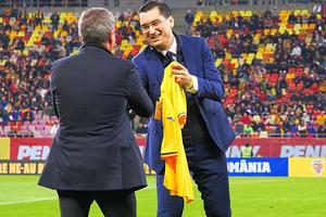 Variantă-surpriză pentru națională » Declarația neașteptată a fostului selecționer: „Tu crezi că eu nu mă gândesc?”