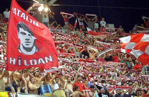 Fanii lui Dinamo fac tot posibilul pentru club