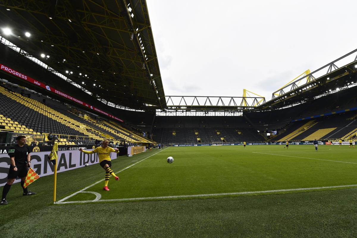 BORUSSIA DORTMUND - SCHALKE 04