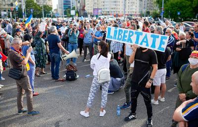 Grupul de Comunicare Strategică a răspuns la 13 întrebări despre stare de alertă: ce restricții mai sunt pentru bătrâni, când și unde mai e necesară declarația, ce se întâmplă cu amenzile