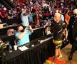 Charles Oliveira, noul campion din UFC! KO violent în meciul cu Chandler pentru centura eliberată de Nurmagomedov