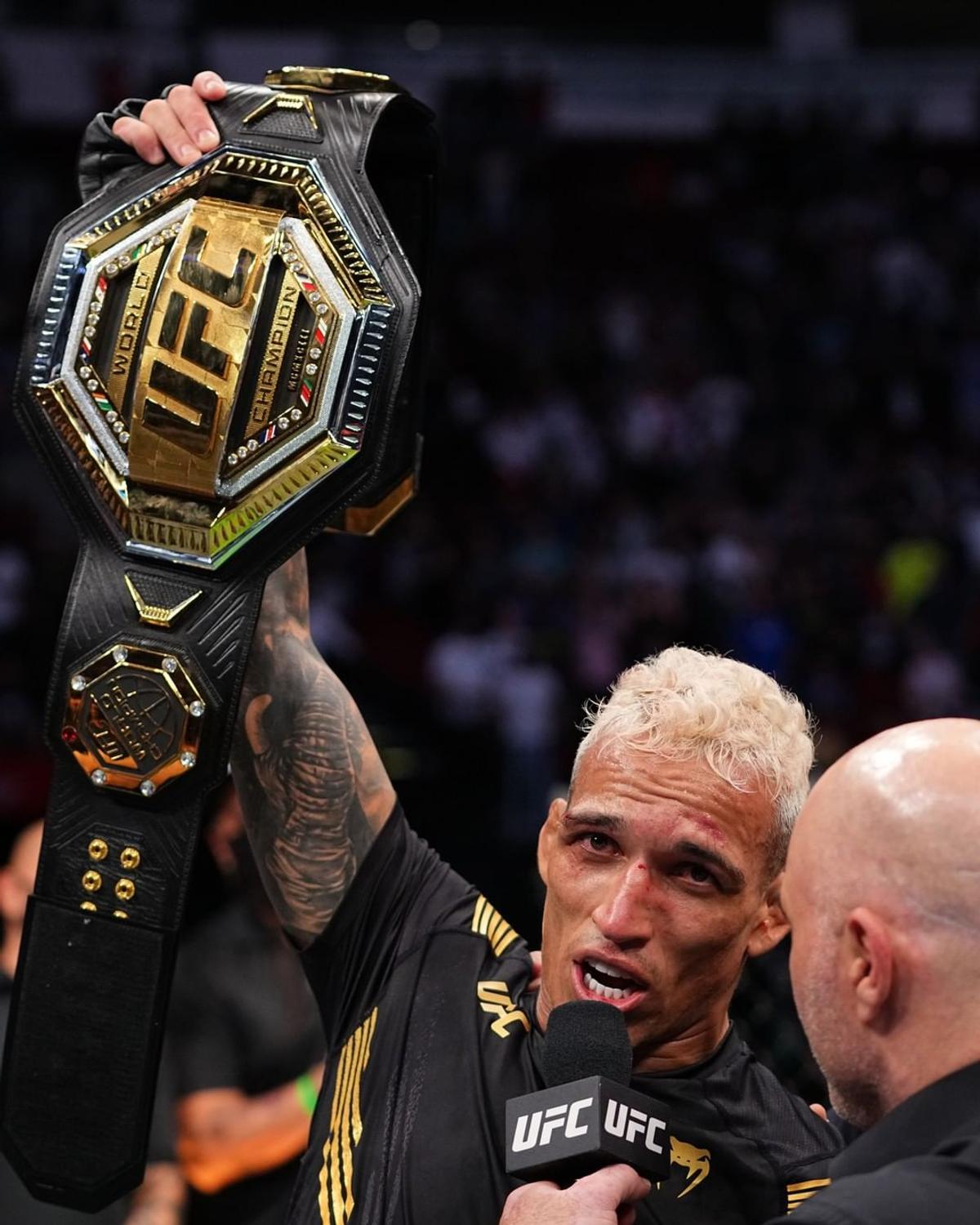 Charles Oliveira - Michael Chandler - UFC 262 - 16.05.2021