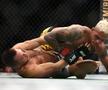 Charles Oliveira, noul campion din UFC! KO violent în meciul cu Chandler pentru centura eliberată de Nurmagomedov