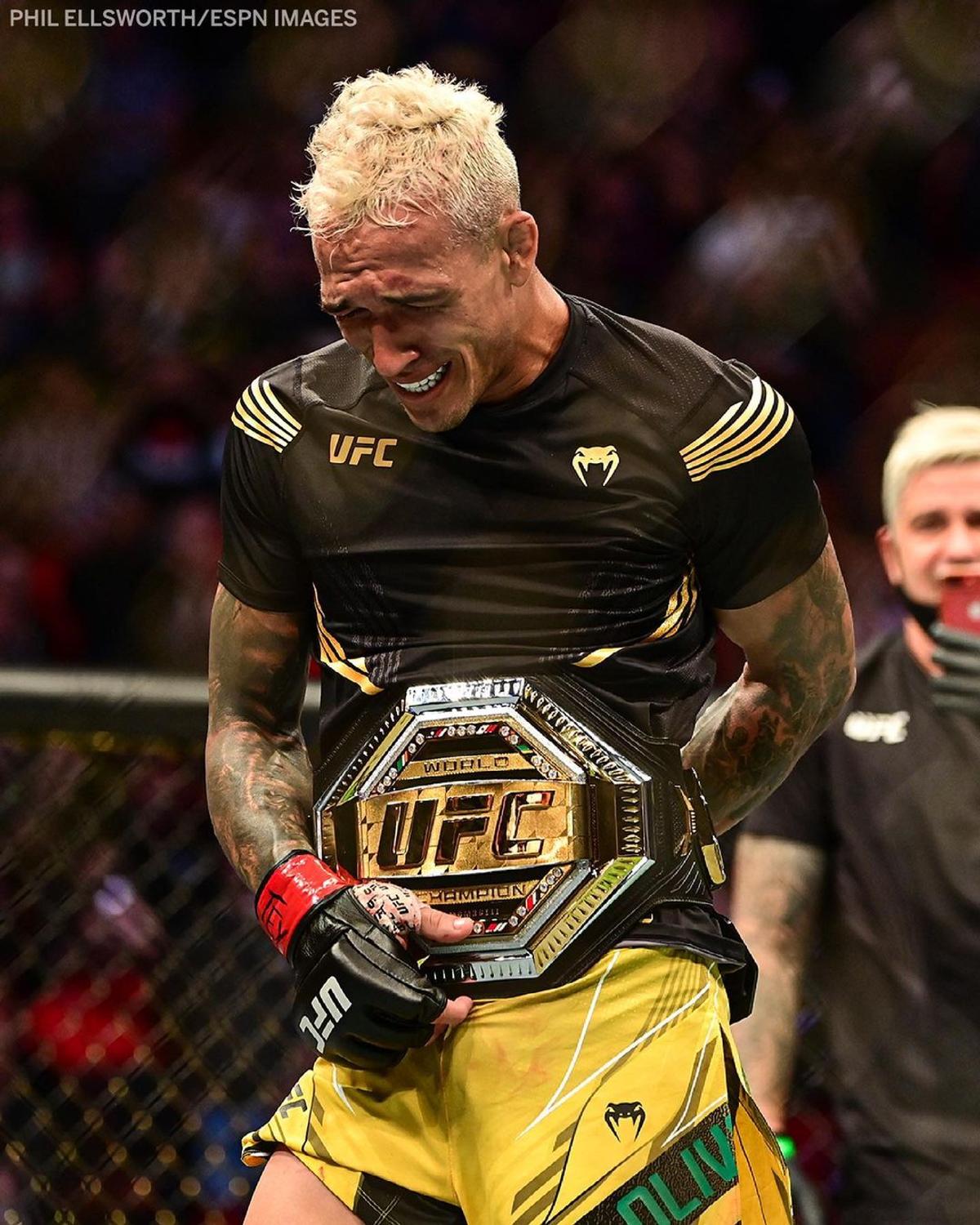 Charles Oliveira - Michael Chandler - UFC 262 - 16.05.2021