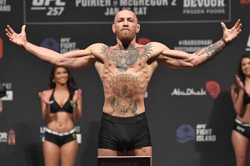 Conor McGregor, mesaj enigmatic pentru Charles Oliveira .// FOTO: Guliver/GettyImages