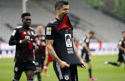 Pleacă Lewandowski de la Bayern după ce a egalat recordul lui Gerd Muller? Destinația surpriză anunțată de L'Equipe