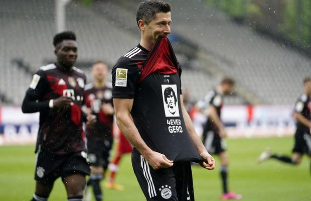 Pleacă Lewandowski de la Bayern după ce a egalat recordul lui Gerd Muller? Destinația surpriză anunțată de L'Equipe