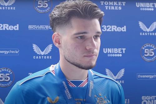 Ianis Hagi e campion cu Rangers
