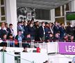 Sfidare la „oficială” » Imaginea zilei în Liga 1, la FC Argeș - Dinamo. Ce făceau fanii „câinilor” în acest timp