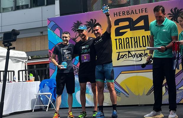 Ciprian Bălănescu a obținut locul 1 la triatlon sprint în competiția Herbalife24 Triathlon Los Angeles