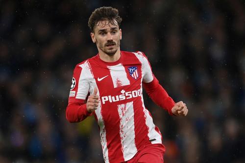 Antoine Griezmann (31 de ani), împrumutat de Barcelona la Atletico Madrid până la finalul sezonului în curs, va rămâne în capitala Spaniei și în stagiunea viitoare.