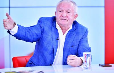 Porumboiu, devastator cu om-cheie de la CFR Cluj: „Spune prostii, e lipsă de bun simț”