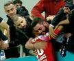8 momente de după Dinamo - Steaua 3-0 » Poze de bucurie în fața galeriei steliste + „Haita salută armata” & „Bani și Ghezali sunt noii N&D” :D