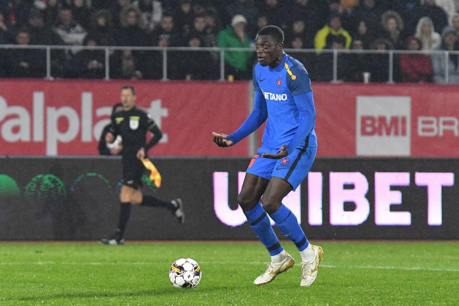 Gigi Becali susține că a primit o superofertă pentru un titular de la FCSB: „Îl dau la iarnă cu 5 milioane de euro”