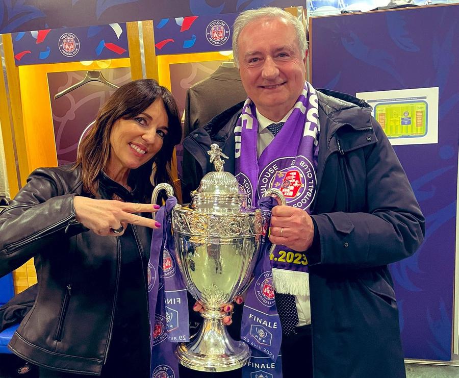 Laurence Arribage, 52 de ani, stânga, foto: twitter Scandal uriaș în Ligue 1! Jucător dat afară: „La mine, femeile nu le vorbesc astfel bărbaților