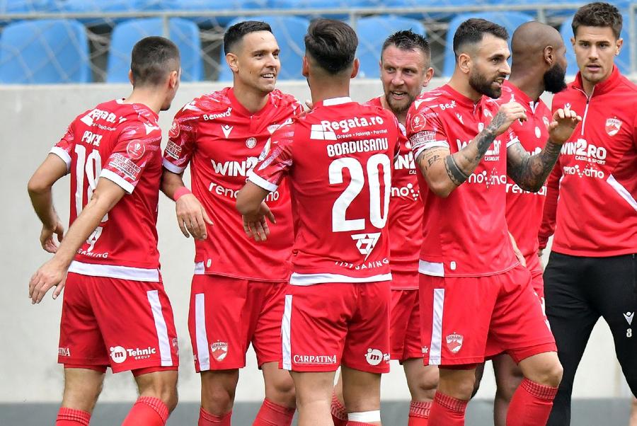 S-a întors! Acționarul din „Epoca de Aur” bagă din nou bani la Dinamo: e unul dintre magnații alcoolului