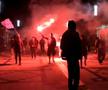 „Cine sare? Hunedoara!” » Imagini de senzație în centrul orașului: mii de fani au sărbătorit alături de jucători la 3 dimineața succesul din Cupa României
