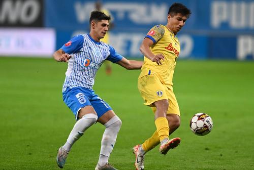 Alexandru Musi (dreapta) va reveni la FCSB / foto: Imago Images