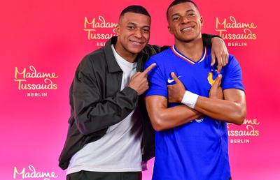 Kylian Mbappe și-a întâlnit „sosia”. Imagini fabuloase!