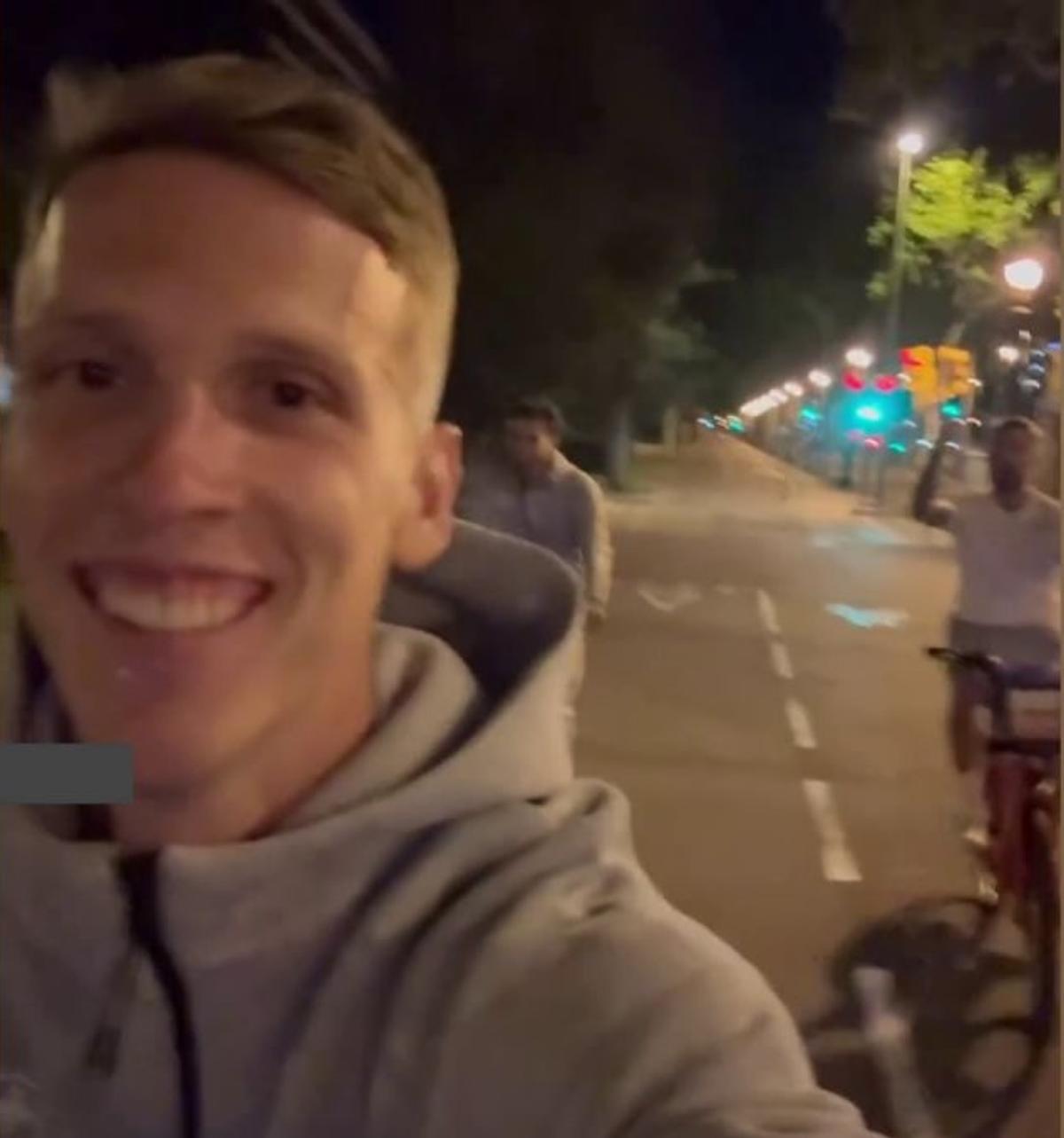 Fotbaliștii Barcelonei, cu bicicleta la spital pentru a-l vedea pe Ferran Torres