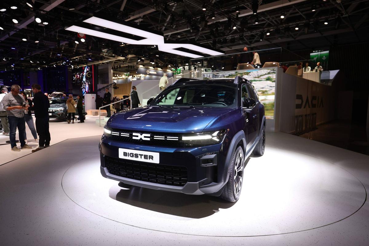 Noua Dacia Bigster, prezentata sub forma de SUV Coupe / foto: Automobile Magazine
