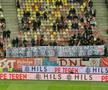 Suporterii lui Dinamo cu U Cluj