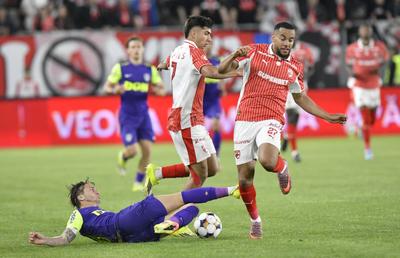 Dinamo încasează 750.000 de euro după plecarea titularului! „Câinii” au găsit deja înlocuitorul