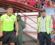 Copiii au intrat în costume populare la Minerul Lupeni - LPS HD Clinceni // Captură foto: Facebook