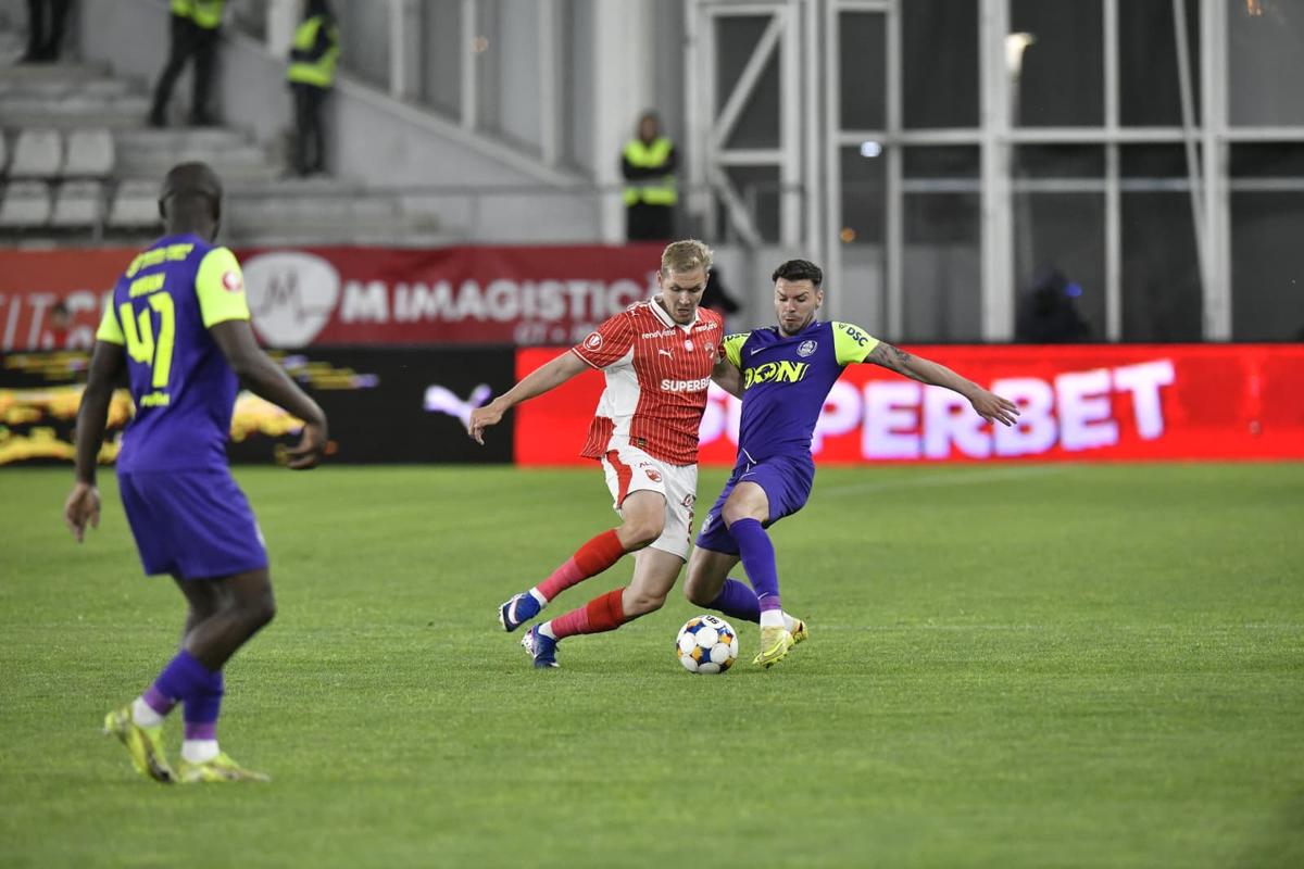 Dinamo - CFR Cluj 0-0. Mediocritate în drum spre cupele europene! Un derby cu puține faze de poartă