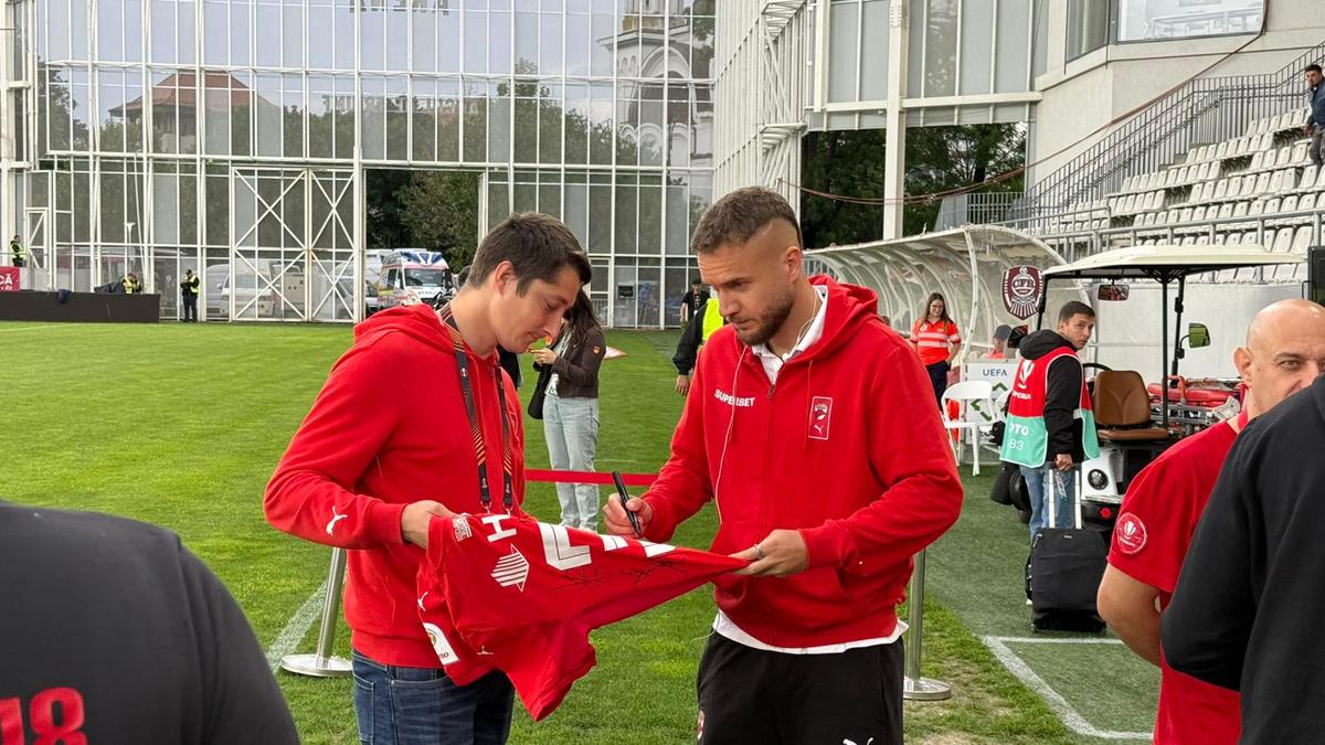 5 detalii de la Dinamo - CFR Cluj: ultrașii au continuat protestul împotriva siglei + Ce s-a întâmplat înainte de meci