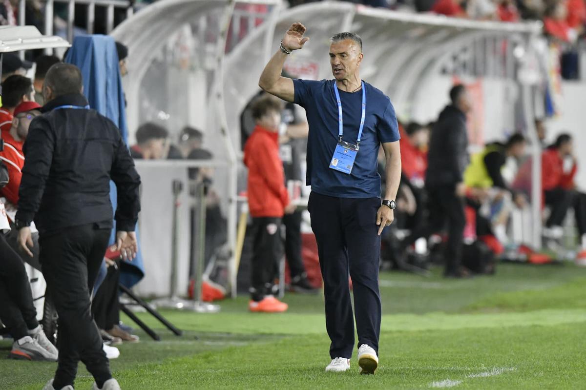Daniel Pancu, săgeți și indicii despre următoarea lui destinație: „Nu doar Rapid mă vrea. Sunt și echipe din străinătate, campionate bune”