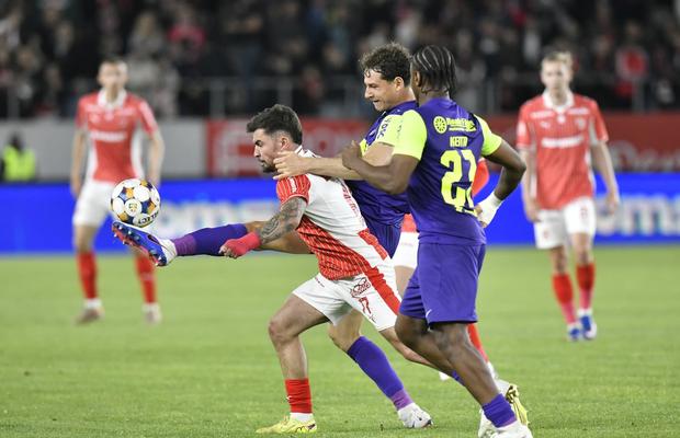 Prestații mediocre pe „Arcul de Triumf” » Cine s-a remarcat în Dinamo - CFR Cluj