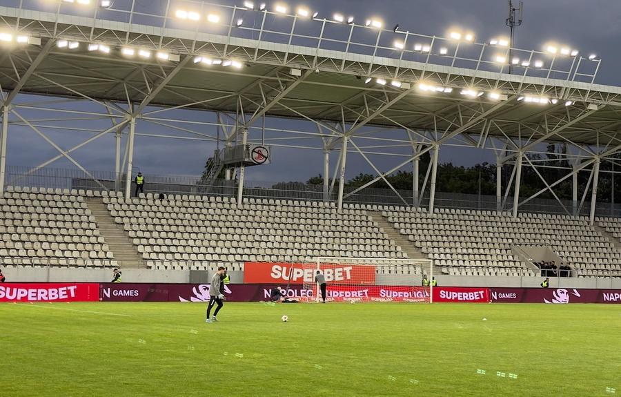 Peluza Cătălin Hîldan, goală la startul meciului Dinamo - CFR Cluj PCH, comunicat violent după ce Dinamo le-a propus grevă japoneză: „Lăsați nemulțumirea să se manifeste natural” » Încheiere macabră