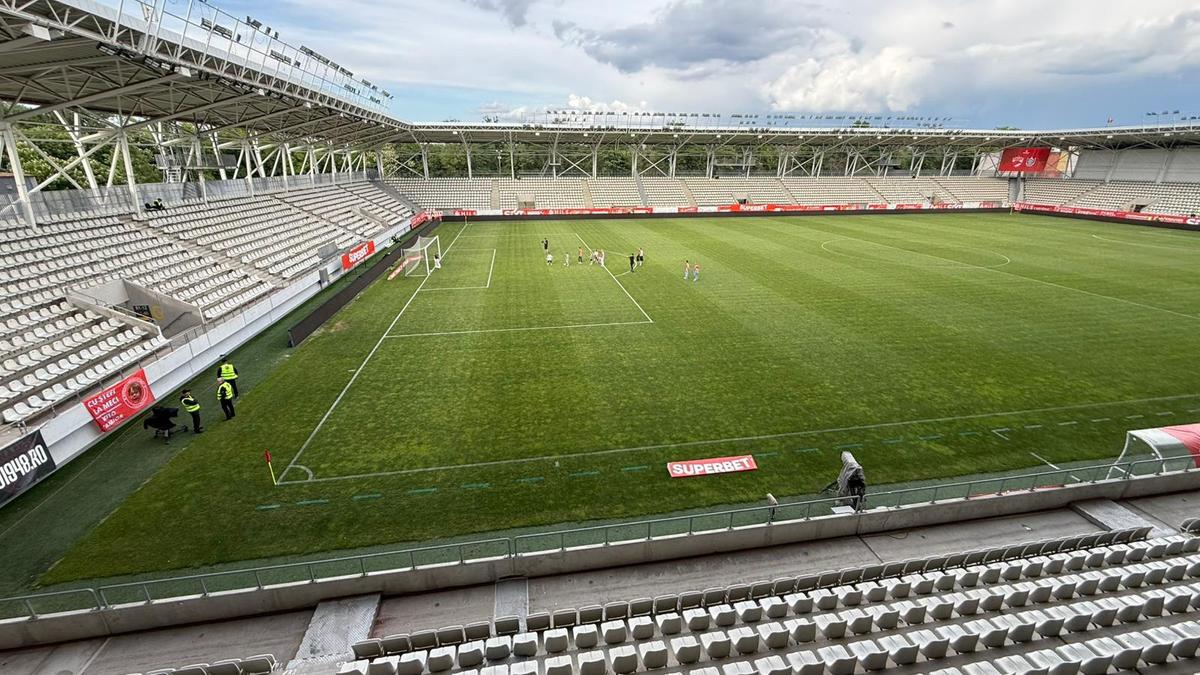 5 detalii de la Dinamo - CFR Cluj: ultrașii au continuat protestul împotriva siglei + Ce s-a întâmplat înainte de meci