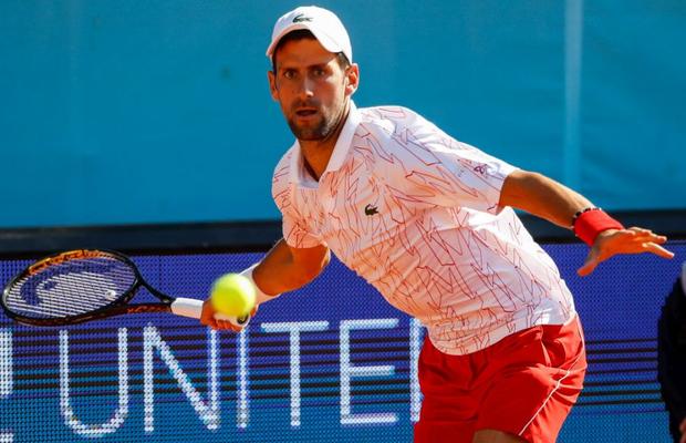 Novak Djokovic, pus la punct de un jucător: „Știi ceva, mai taci naibii! Ce rost au toate, dacă nu poți intra pe o nenorocită de conferință?!”