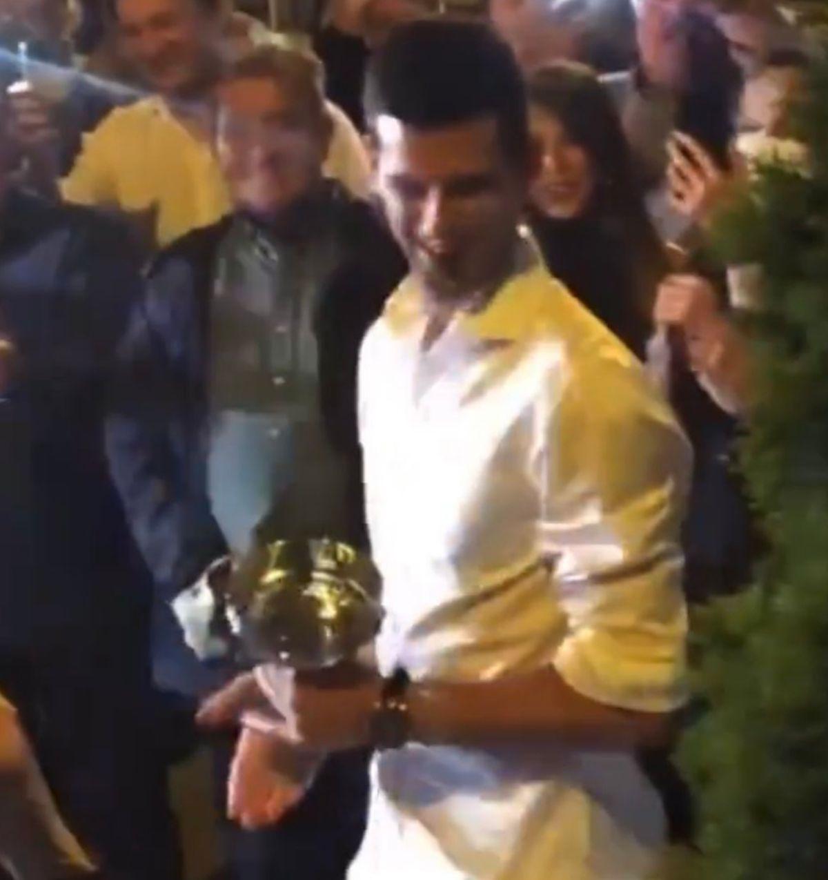 Novak Djokovic, primit ca un ZEU în Serbia! Cum l-au așteptat fanii după victoria de excepție de la Roland Garros